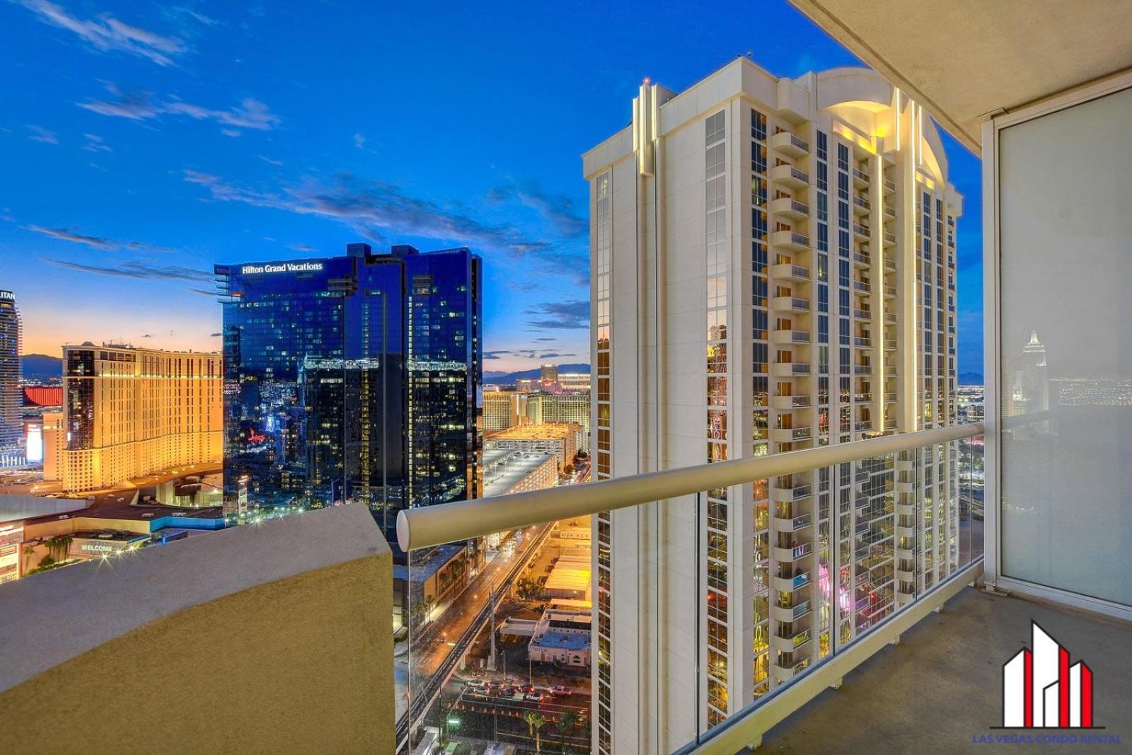Mgm Signature-30-705 F1 Track & Strip View Balcony ลาสเวกัส ภายนอก รูปภาพ