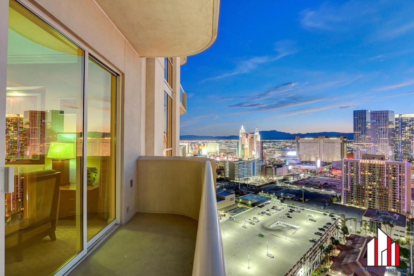 Mgm Signature-30-705 F1 Track & Strip View Balcony ลาสเวกัส ภายนอก รูปภาพ